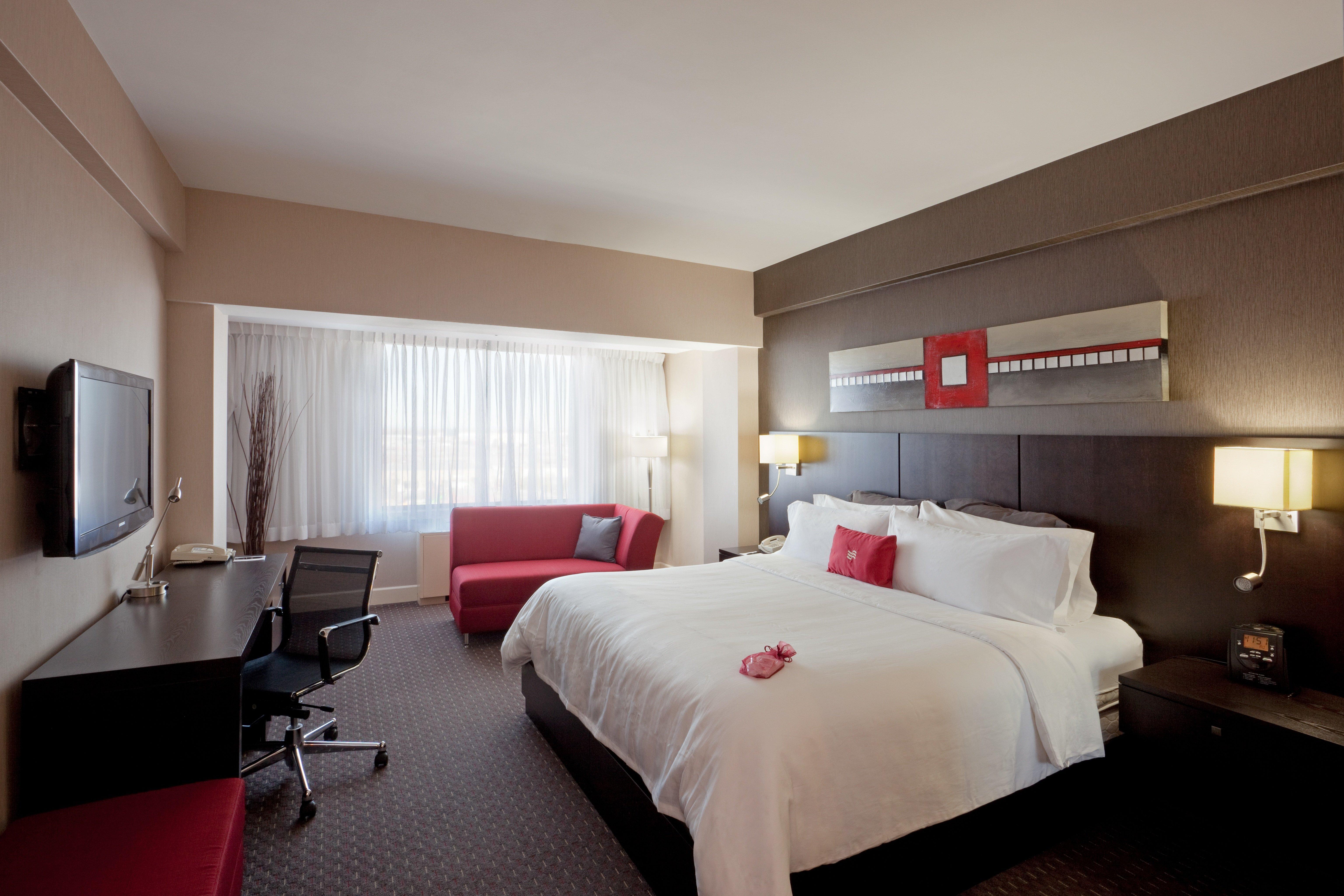 Armon Plaza Montreal Airpt, Trademark Collection By Wyndham Экстерьер фото